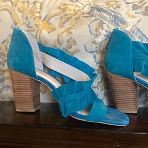 Anthropologie Seychelles teal colored heels.